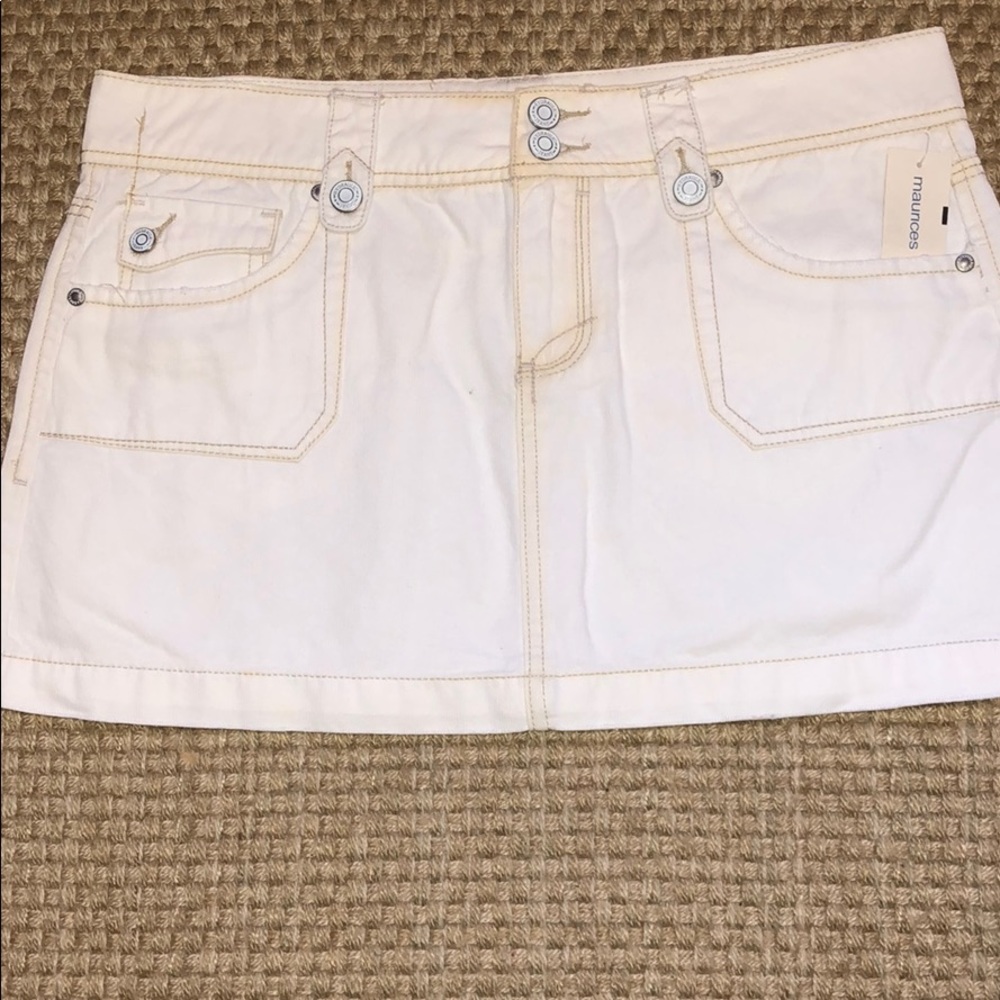 NWT Women’s 11/12 Mini Skirt from Maurice’s.
